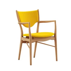 46 Armchair, valnød af Finn Juhl