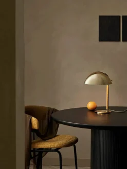 9209 Bordlampe fra GUBI