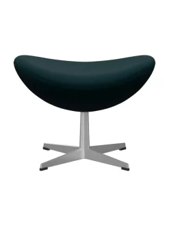 3127 Fodskammel til Ægget af Arne Jacobsen stofgr. 1