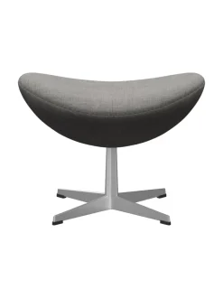 3127 Fodskammel til Ægget af Arne Jacobsen stofgr. 1