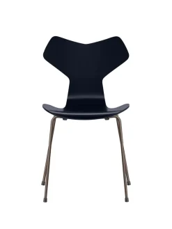 3130 Grand Prix stol lakeret af Arne Jacobsen