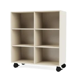 1113 reol inkl. hjul fra Montana