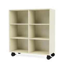 1113 reol inkl. hjul fra Montana