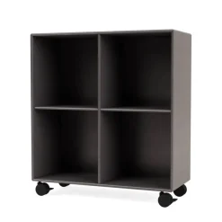 1112 reol inkl. hjul fra Montana