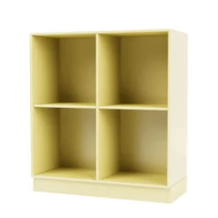 1112 reol inkl. sokkel fra Montana