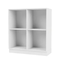 1112 reol inkl. sokkel fra Montana