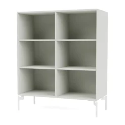 1113 reol inkl. sokkel fra Montana