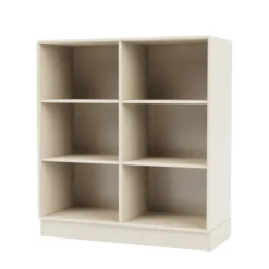 1113 reol inkl. sokkel fra Montana