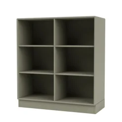 1113 reol inkl. sokkel fra Montana