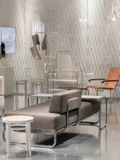 214 RH Skammel, sort fra Thonet