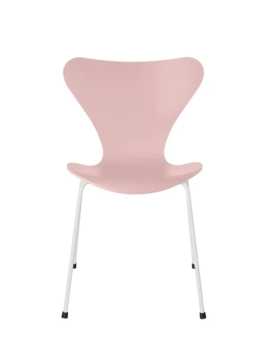 3107 Serie 7 stol lakeret af Arne Jacobsen