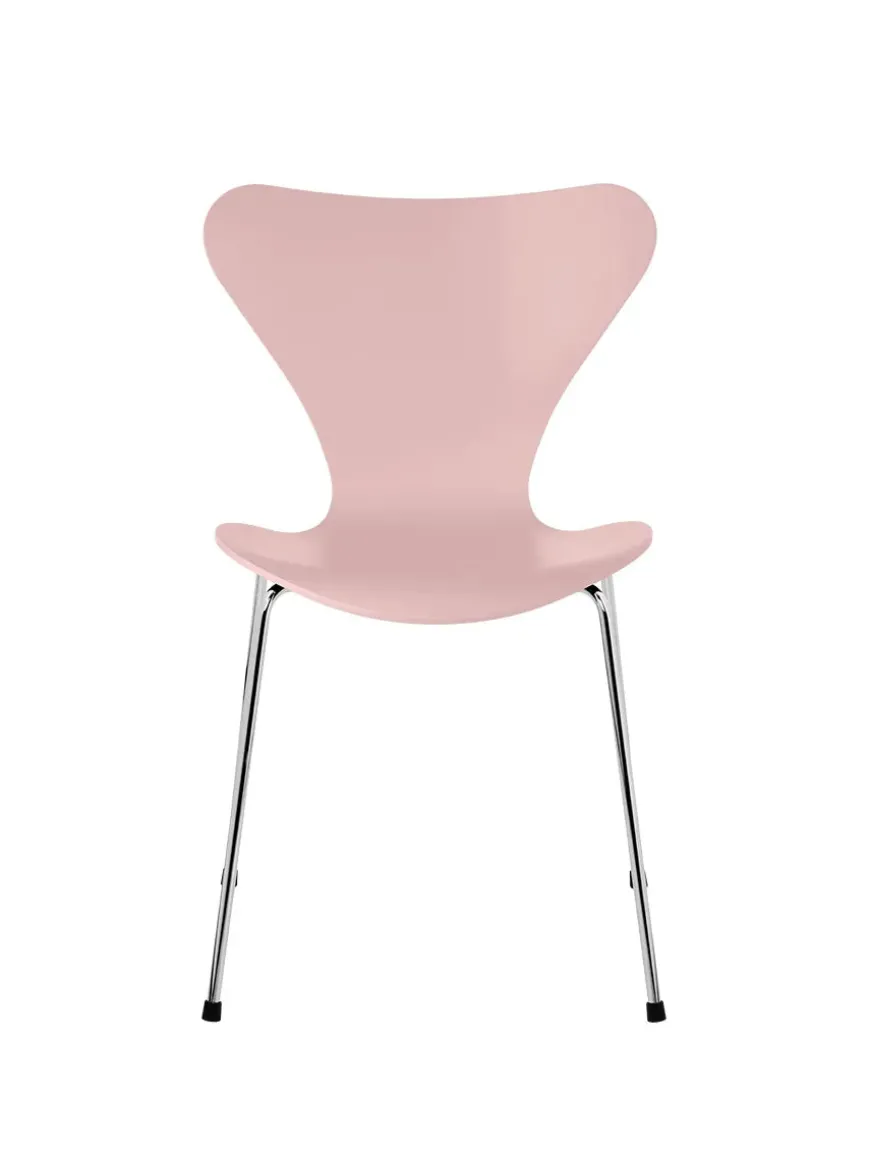 3107 Serie 7 stol lakeret af Arne Jacobsen