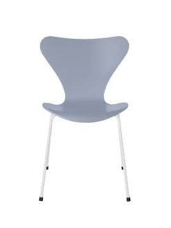 3107 Serie 7 stol lakeret af Arne Jacobsen
