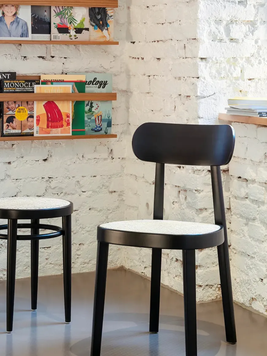 118 Spisebordsstol, sort fra Thonet