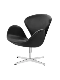 3320 Svanen i læder af Arne Jacobsen