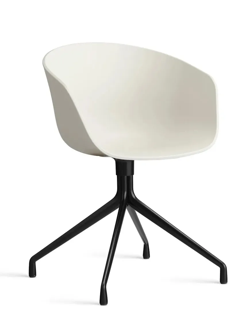 About a Chair AAC24 fra Hay