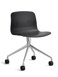 About a Chair AAC11 fra Hay