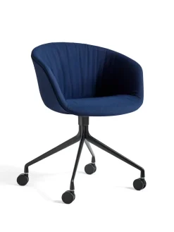 About a Chair AAC25 fra Hay