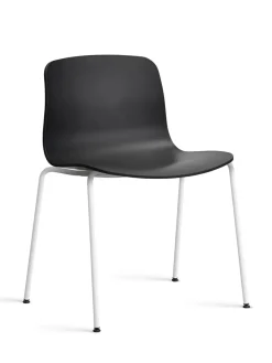 About a Chair AAC17 fra Hay