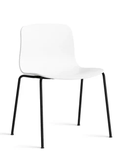 About a Chair AAC17 fra Hay