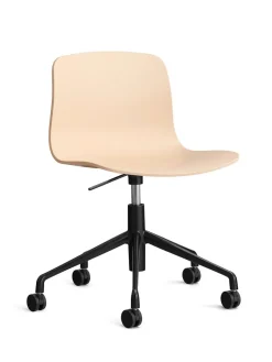 About a Chair AAC50 fra Hay