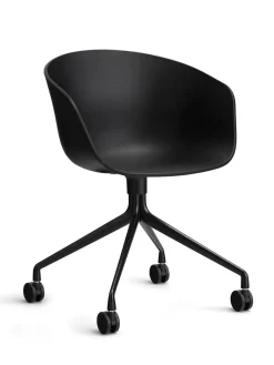 About a Chair AAC52 fra Hay