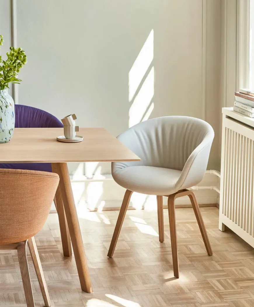 About a Chair AAC23 fra Hay