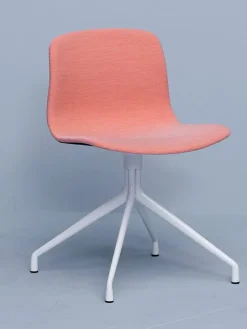 About a Chair AAC10 fra Hay