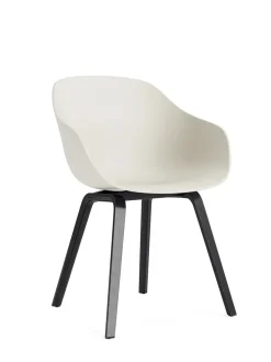 About a Chair AAC155 fra Hay