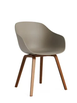 About a Chair AAC155 fra Hay