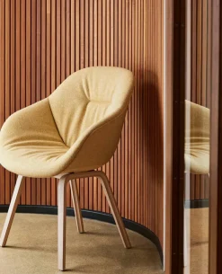 About a Chair AAC155 fra Hay