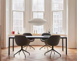 About a Chair AAC155 fra Hay