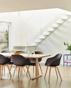 About a Chair AAC127 fra Hay