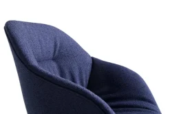 About a Chair AAC127 fra Hay