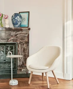 About a Lounge Chair low AAL83 fra Hay