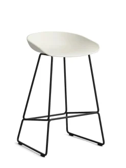 About a Stool AAS39 fra Hay