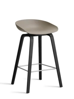 About a Stool AAS32 fra Hay