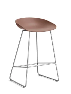 About a Stool AAS38 fra Hay