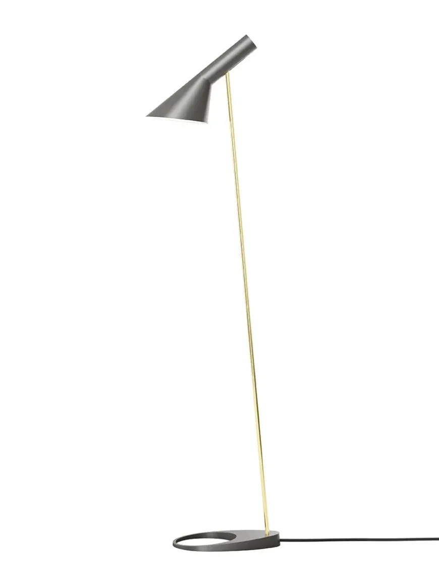 AJ Floor Lamp, black/brass af Arne Jacobsen