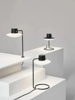 AJ Oxford 410 Bordlampe fra Louis Poulsen