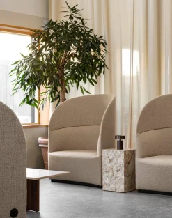 Androgyne Lounge Table, Kunis Breccia / Wood fra Audo Copenhagen