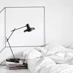 Arigato kort bordlampe fra Grupa