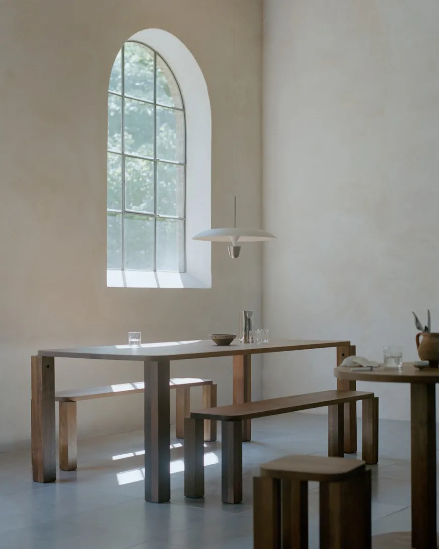 Atlas bænk 150x32 fra New Works