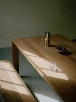 Atlas bænk 150x32 fra New Works