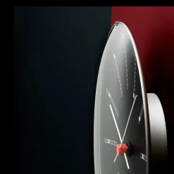 Bankers club vægur af Arne Jacobsen i sort (Ø: 29)