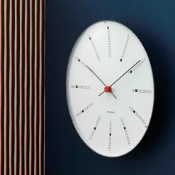 Bankers club vægur af Arne Jacobsen (Ø: 12)