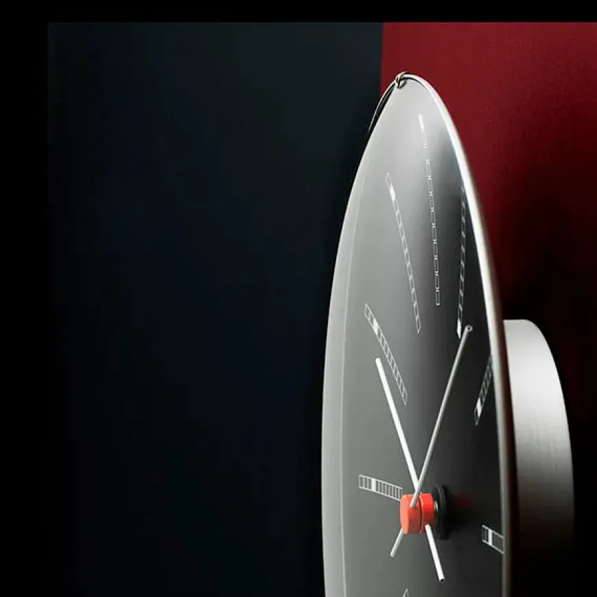 Bankers club vægur af Arne Jacobsen i sort (Ø: 21)