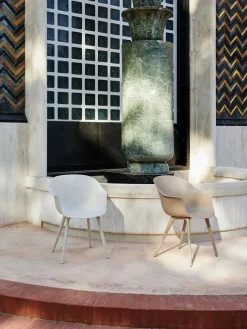 Bat Outdoor Spisestol fra GUBI