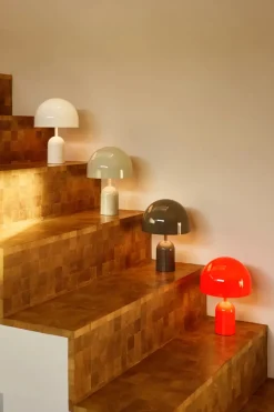 Bell Portable Bordlampe, gold fra Tom Dixon