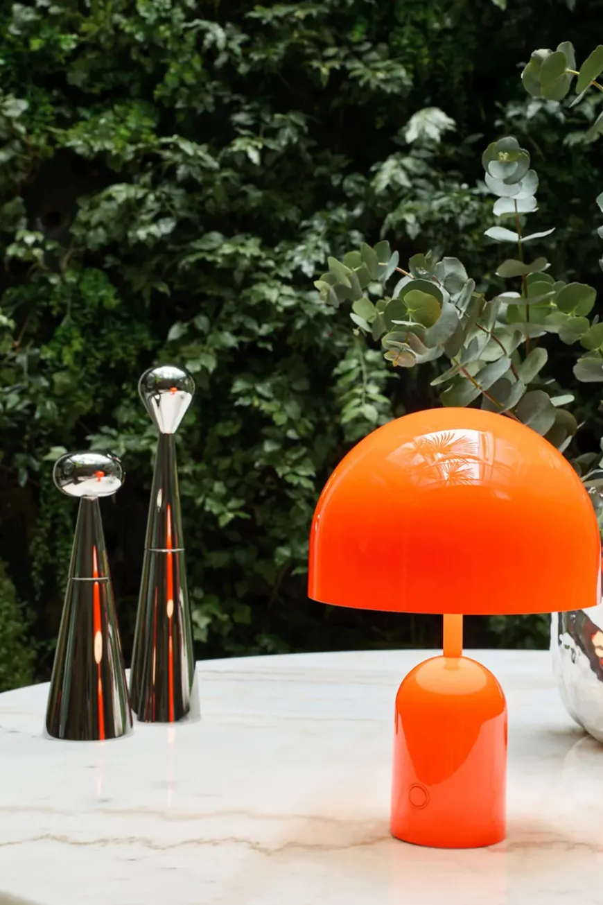 Bell Portable Bordlampe, moss fra Tom Dixon